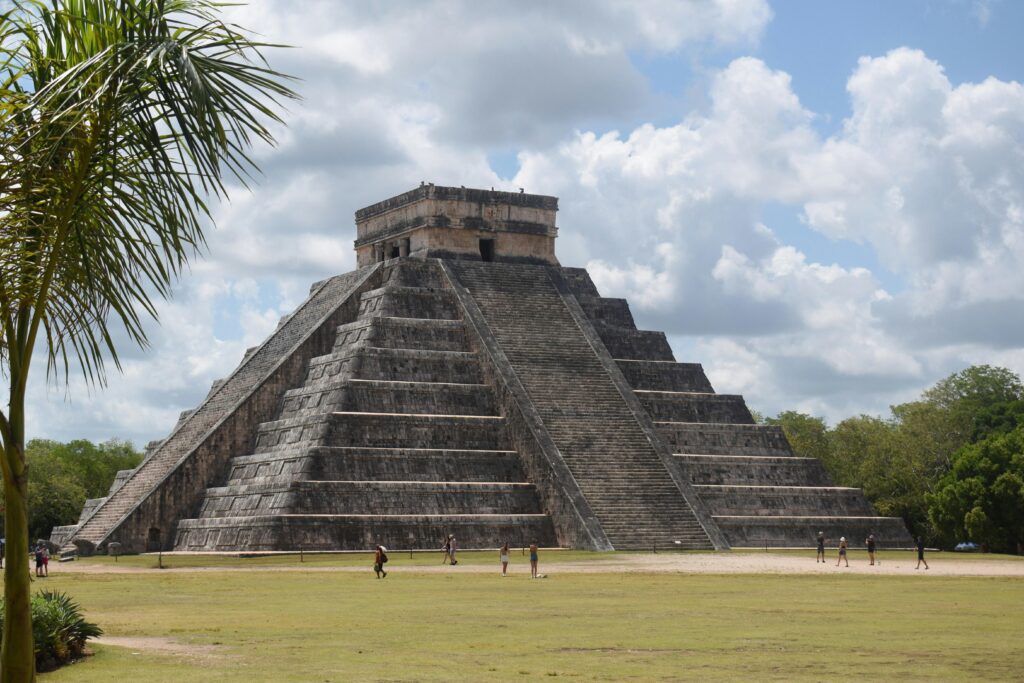 Chichén Itzá en foto panorámica.