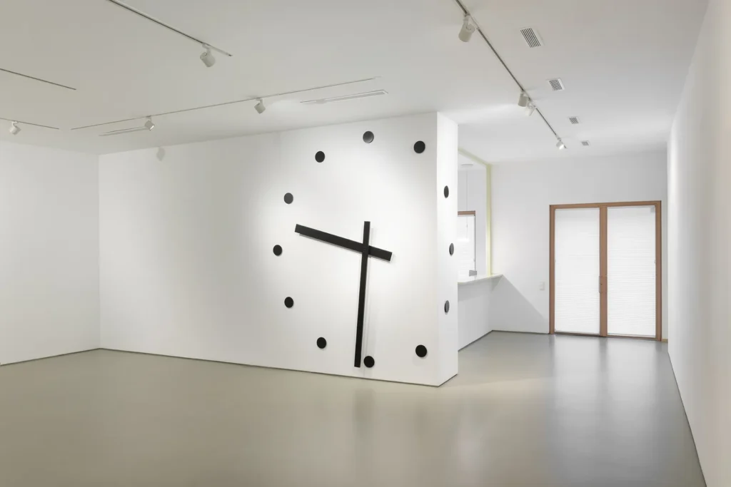 Serie: "twenty minutes past two" de A Kassen - MAISTERRA.