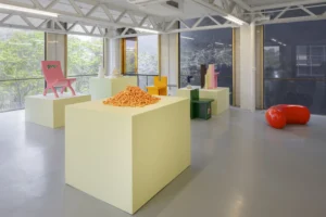 Serie: "Ready-Maybe" de Ramiro González Luna - AGO Projects.