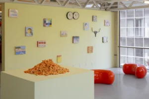 Serie: "Ready-Maybe" de Ramiro González Luna - AGO Projects.