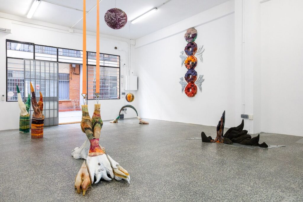 Exposición anterior: "Incluso un lugar como este puede durar para siempre. O desaparecer en los próximos minutos" de Estefanía B. Flores - EL CHICO.