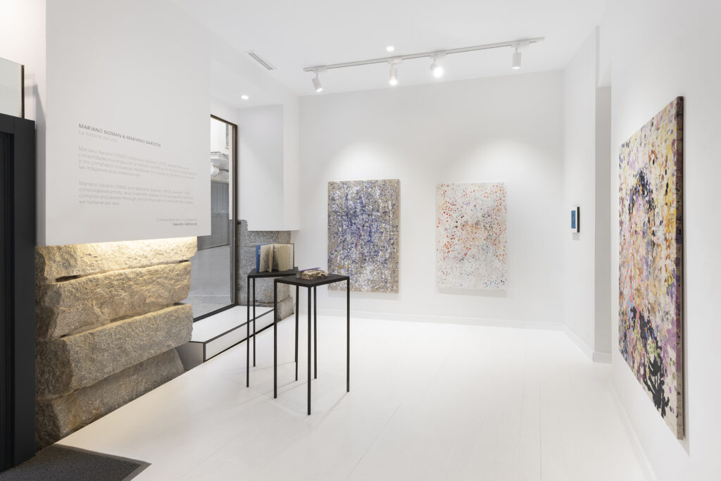 Serie: "La historia del ojo" de Mariano Sigman y Mariano Sardón - Galería Elba Benítez.
