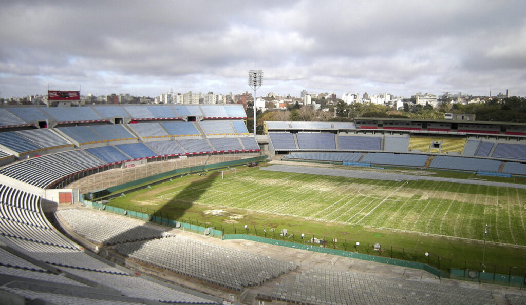 Interior del Estadio Centenario de Montevideo.