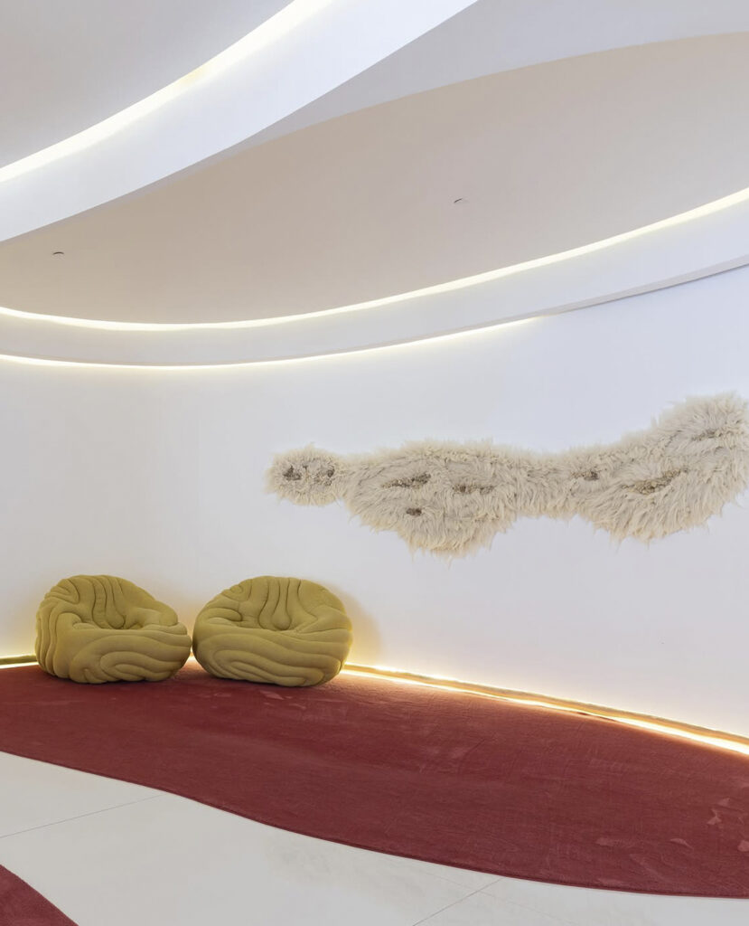 Interior de una de las sedes del programa OFF de CAN Art Fair Ibiza.