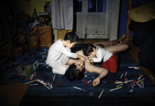Ana Casas Broda e Hydra: El fotolibro, un arte con un motivo para existir La fotografía forma parte de su exploración de la maternidad, el cuerpo y la vida familiar, temas presentes en su obra autobiográfica.