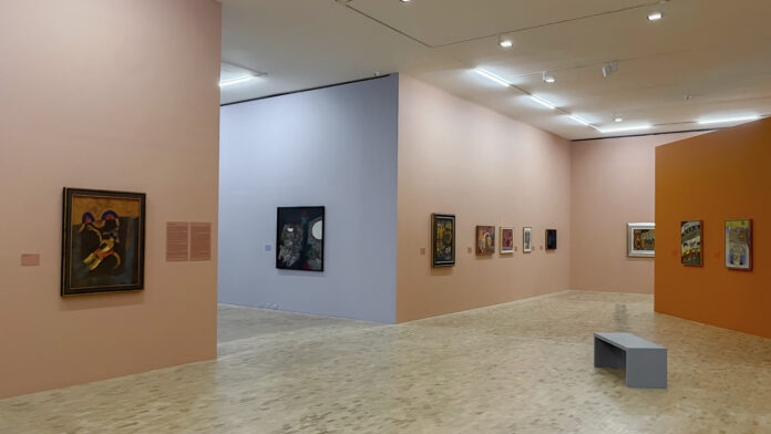 Vista de Tamayo, Nieto, Toledo. Los años en París, exposición que explora el impacto de la capital francesa en la obra de los tres artistas oaxaqueños.