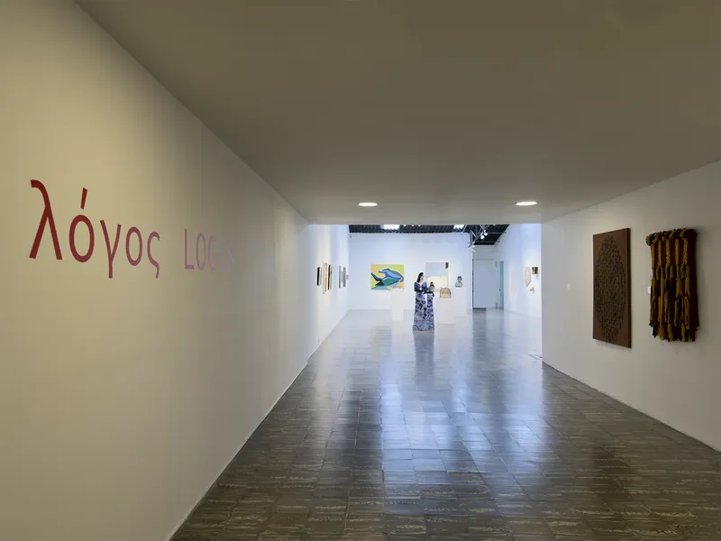 Imagen de Logos. Exposición colectiva. Fuente: Elvira Moreno.