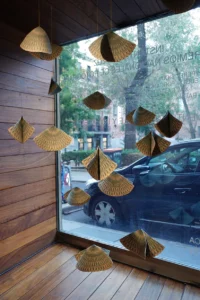 Piezas de Entre lo visible y lo latente, de María Oriza, en Blanca Berlín.
