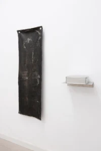 Imagen de Ejercicios de permanencia. María Elena Pombo; Miguel Braceli. Fuente: Sorondo Projects.